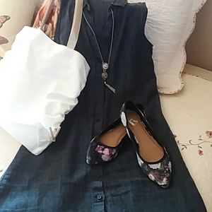 Report beautiful floral flats 🌺